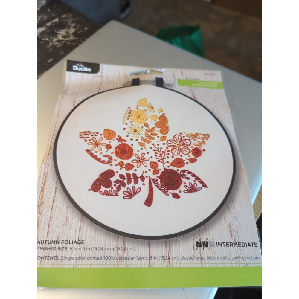 Plaid Bucilla Stamped Embroidery Kit 6" Round Autumn Foliage Good  Hoop Included